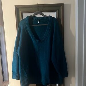 Free People Blue V-Neck Sweater Chunky Knit